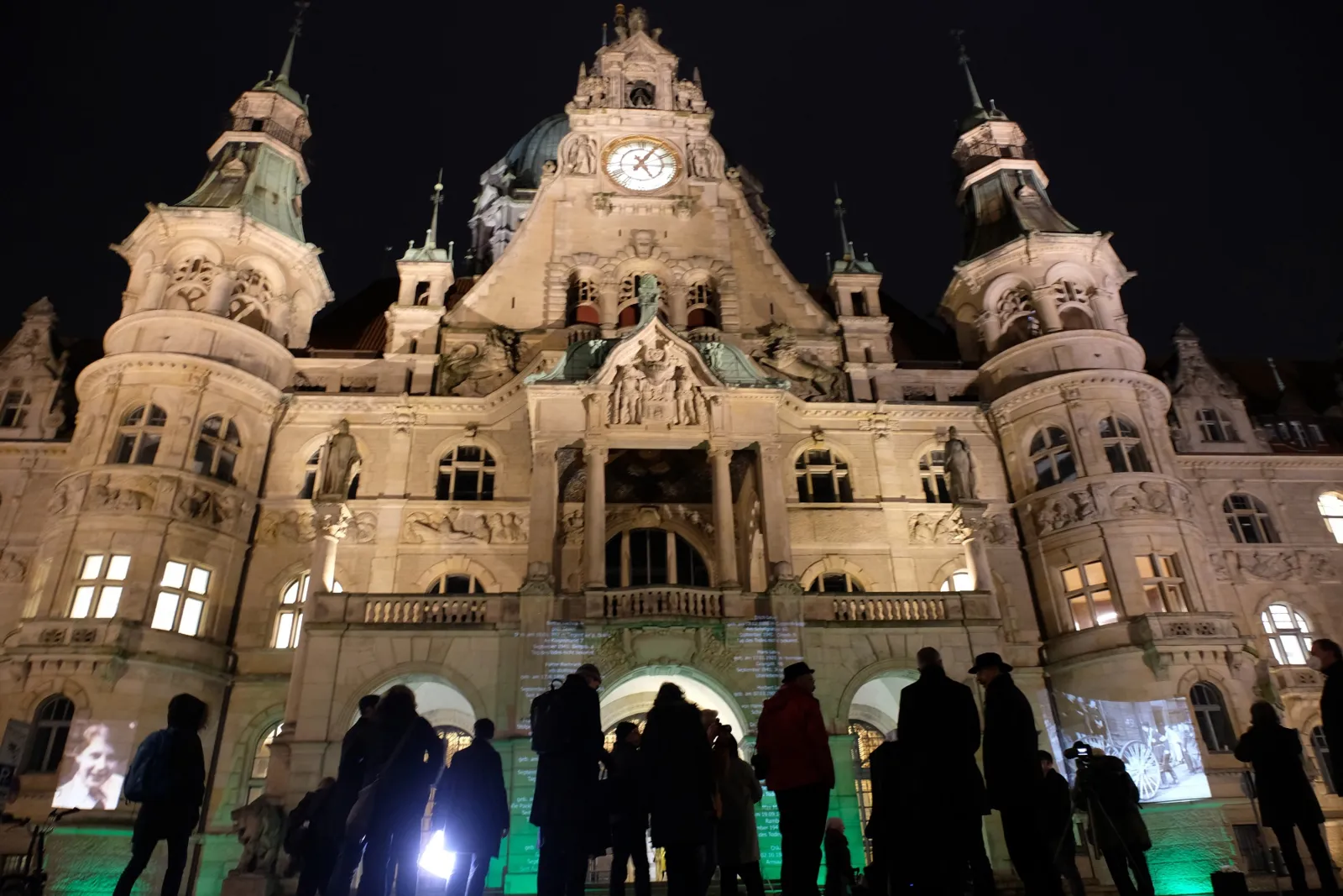 Illumination des Neuen Rathauses
